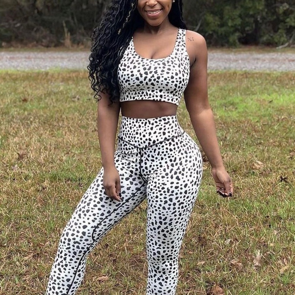 Balance Athletica SET Snow Leopard Bra & Legging
